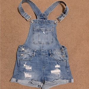 Juniors size 7 Blue Spice Distressed Short Overalls